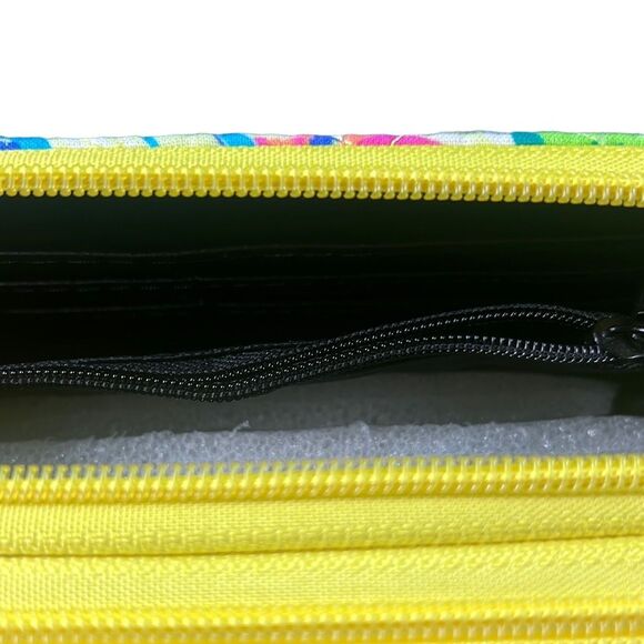 Tiffany Rose Women’s Multicolor tropical floral Quilted Cotton Wristlet OS - Picture 10 of 13